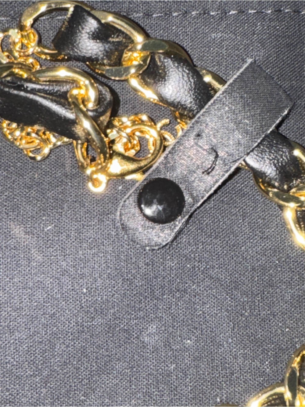 CHANEL Black & Gold Braided Chain Choker with CC Pendant Large - Picture 3 of 3